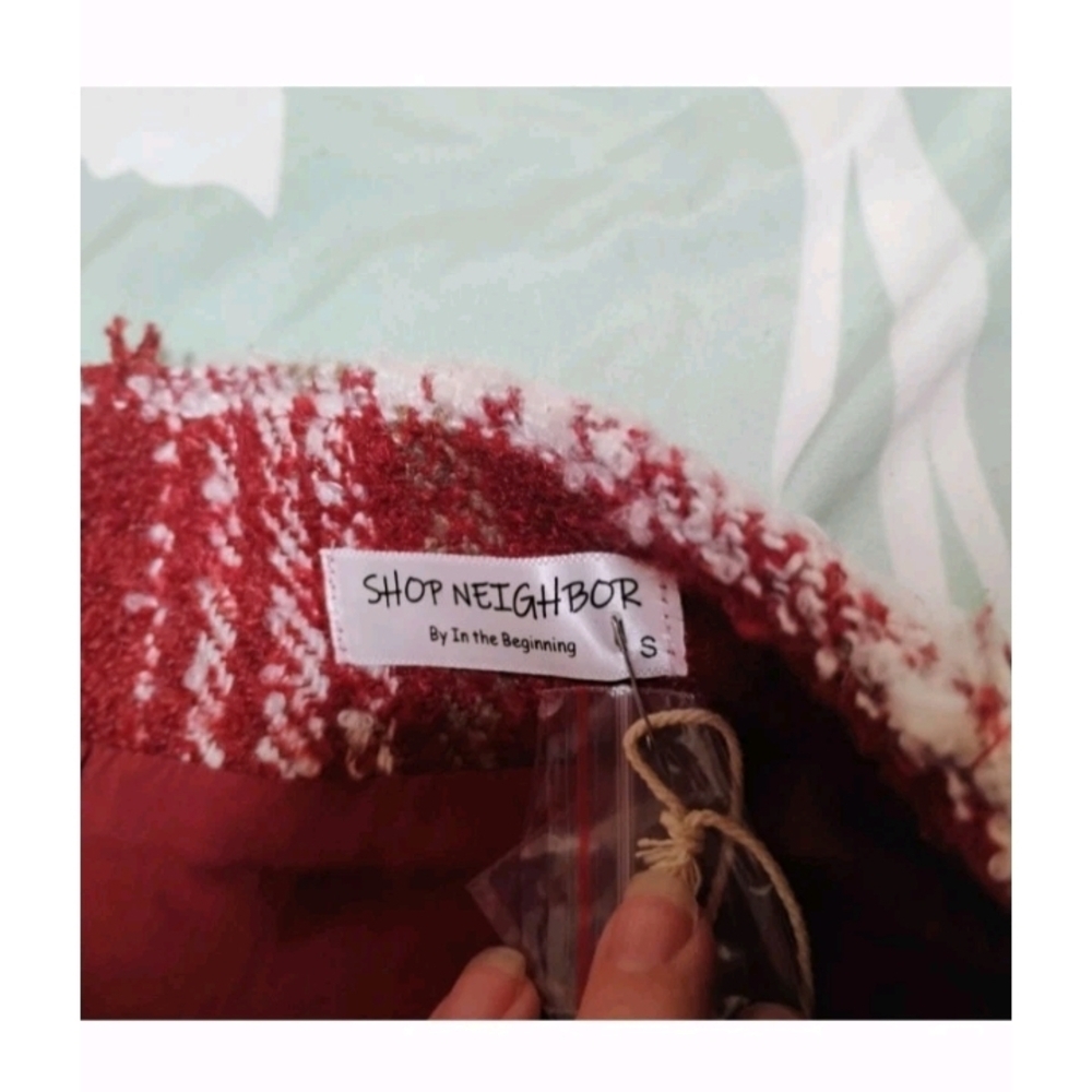 Chic Red Plaid A-Line Skirt - Picture 4 of 11